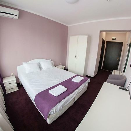 Hotel Chateau Des Bergers 타르고비쉬테 외부 사진