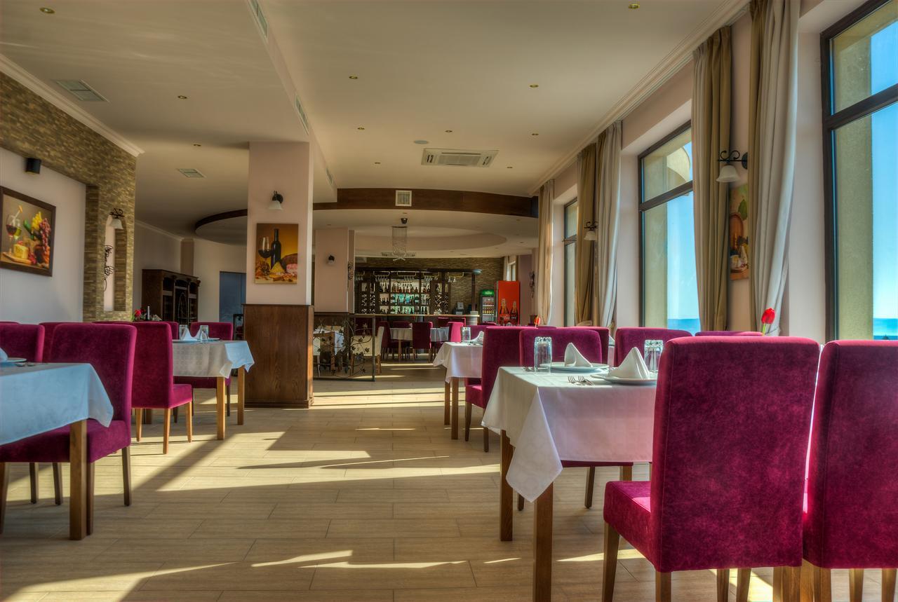 Hotel Chateau Des Bergers 타르고비쉬테 외부 사진